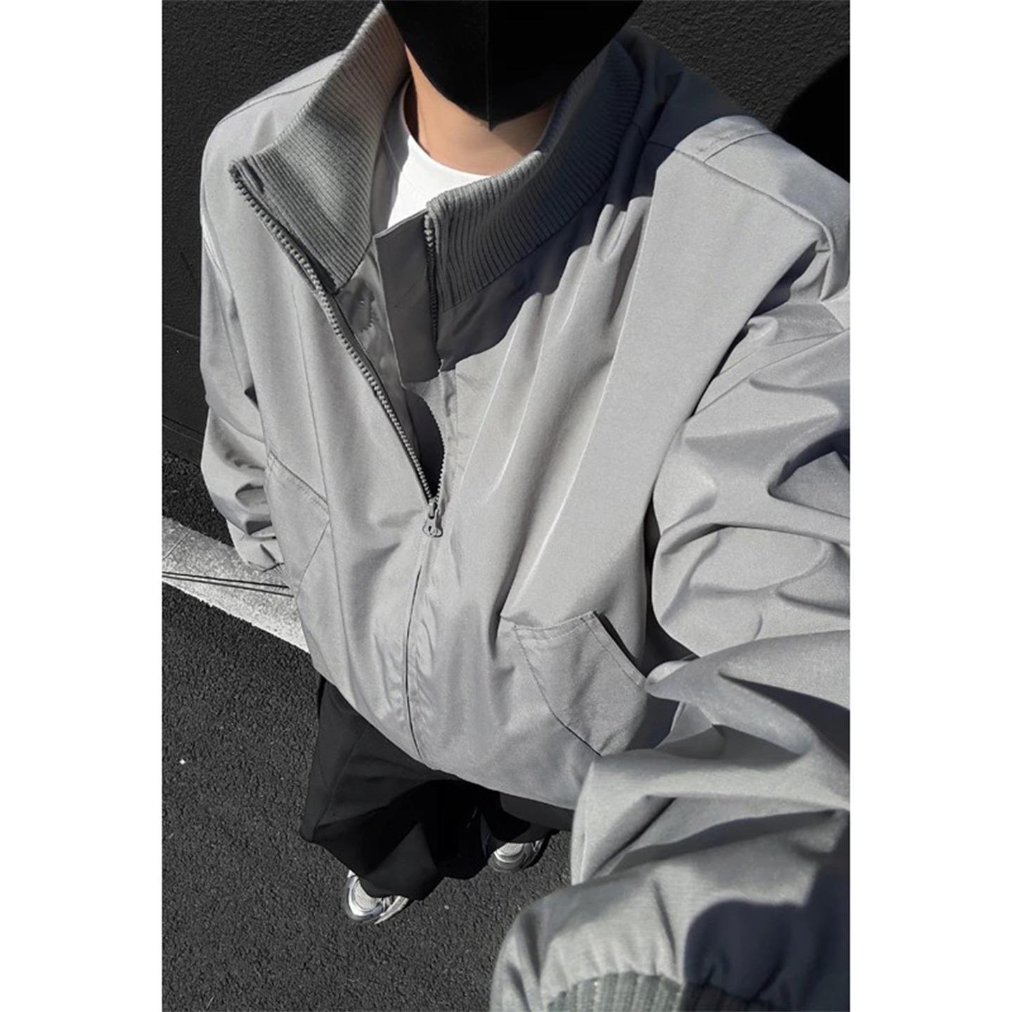 темно-синяя куртка-бомбер ma1 мужская весенне-осенняя высококлассная американская куртка с воротником-стойкой cleanfit с коротким плечом XXXL светло-серый
темно-синяя куртка-бомбер ma1 мужская весенне-осенняя высококлассная американская куртка с воротником-стойкой cleanfit с коротким плечом XXXL светло-серый