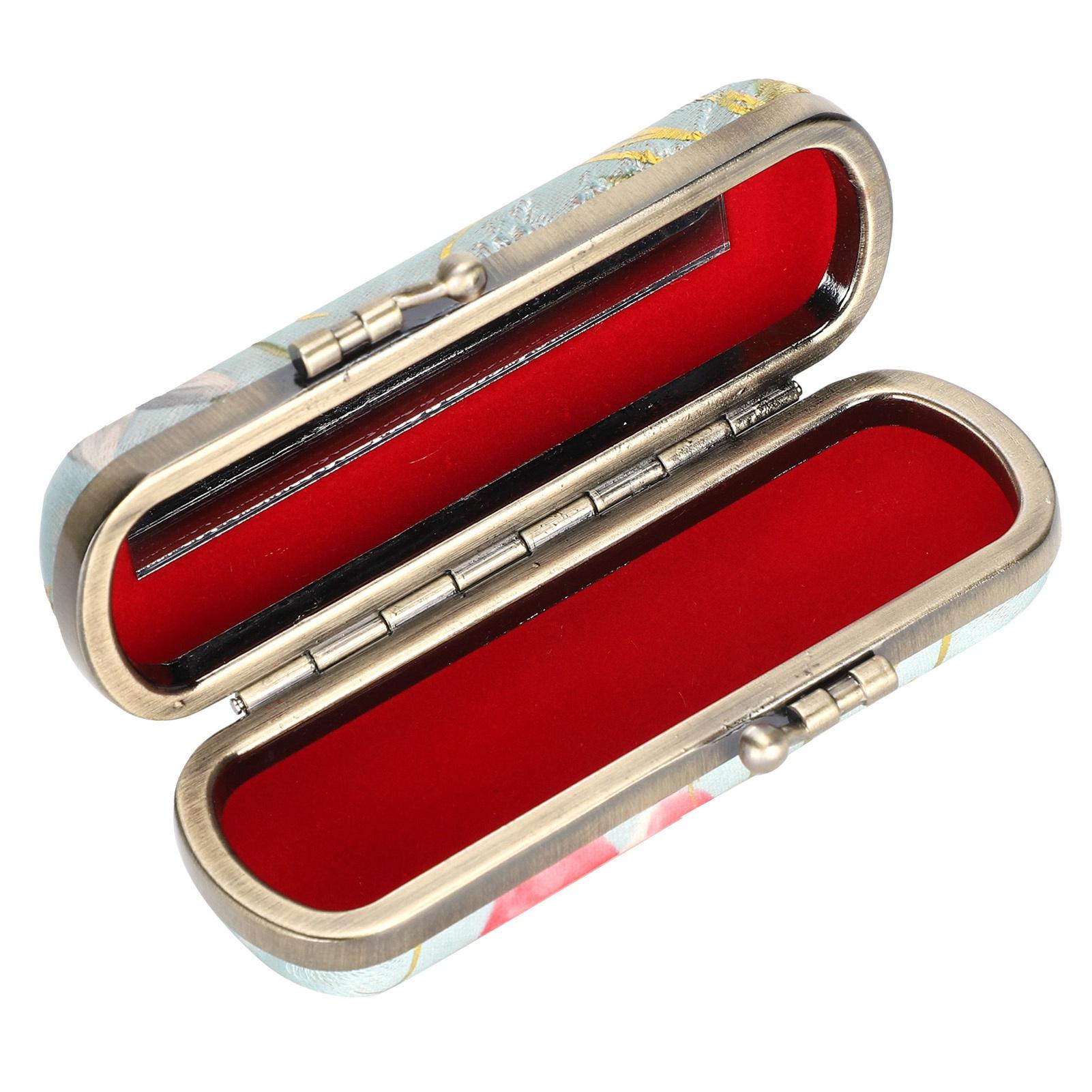 Чехол для губной помады, винтажный узор с вышивкой, портативный держатель для губной помады с зеркалом
Чехол для губной помады, винтажный узор с вышивкой, портативный держатель для губной помады с зеркалом