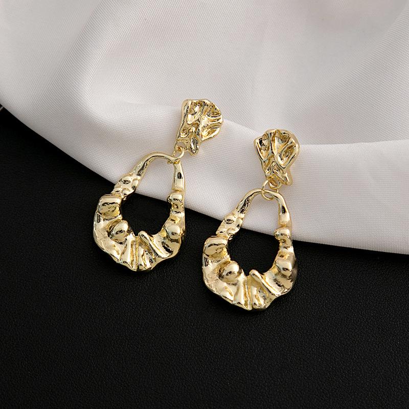 Silver Needle Minimalist Pleated Vintage Dangle Earrings - Irregular Design, Light Luxury Style
Silver Needle Minimalist Pleated Vintage Dangle Earrings - Irregular Design, Light Luxury Style