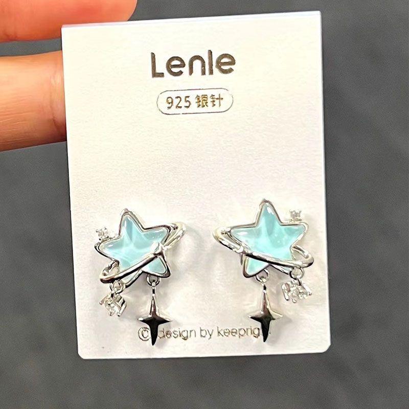 Korean Sweet Blue Five-Pointed Star Earrings For Women Accessorize With Zircon For Anniversary Parties
Korean Sweet Blue Five-Pointed Star Earrings For Women Accessorize With Zircon For Anniversary Parties