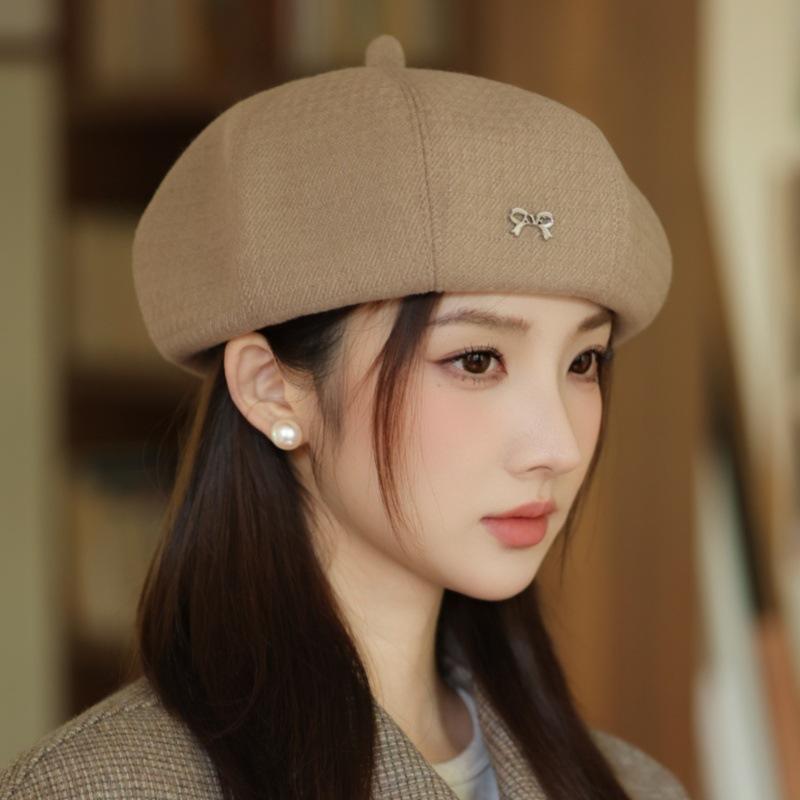 Женский осенне-зимний новый повседневный берет с бантом, шляпа-тыква, теплая шляпа с бутоном аниса для повседневной и официальной одежды, экипировка для холодной погоды, текстурированный головной убор one size хаки
Женский осенне-зимний новый повседневный берет с бантом, шляпа-тыква, теплая шляпа с бутоном аниса для повседневной и официальной одежды, экипировка для холодной погоды, текстурированный головной убор one size хаки