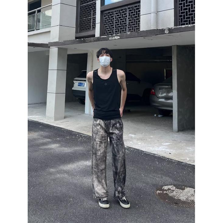 Свободные повседневные брюки мужские корейские модные универсальные брюки широкие брюки длиной до пола 3XL
Свободные повседневные брюки мужские корейские модные универсальные брюки широкие брюки длиной до пола 3XL