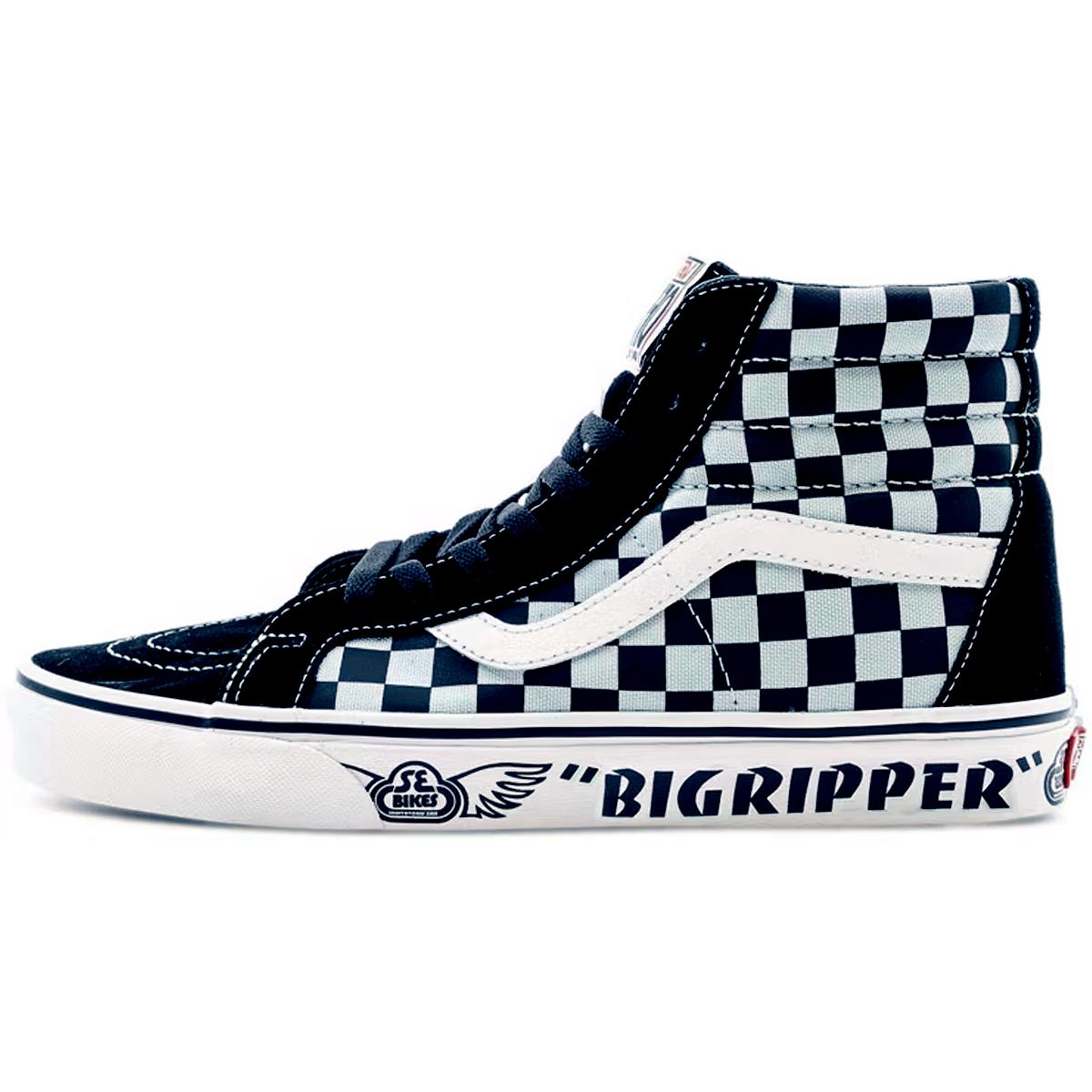 Sk8 Se Bikes x Sk8 Vans-Hi Reissue Big Ripper - Black Reflective Checkerboard VN0A4BV8A0E 35
Sk8 Se Bikes x Sk8 Vans-Hi Reissue Big Ripper - Black Reflective Checkerboard VN0A4BV8A0E 35