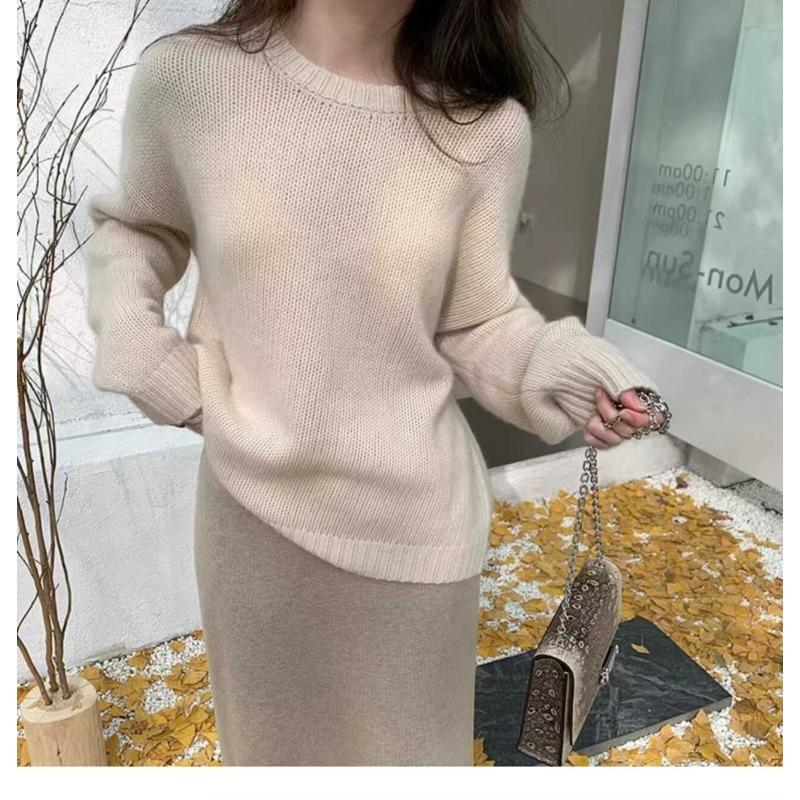 Premium gray pullover sweater women s autumn and winter round neck loose thickened lazy style long-sleeved bottomed knitted sweater one size fits all темно-серого
Premium gray pullover sweater women s autumn and winter round neck loose thickened lazy style long-sleeved bottomed knitted sweater one size fits all темно-серого