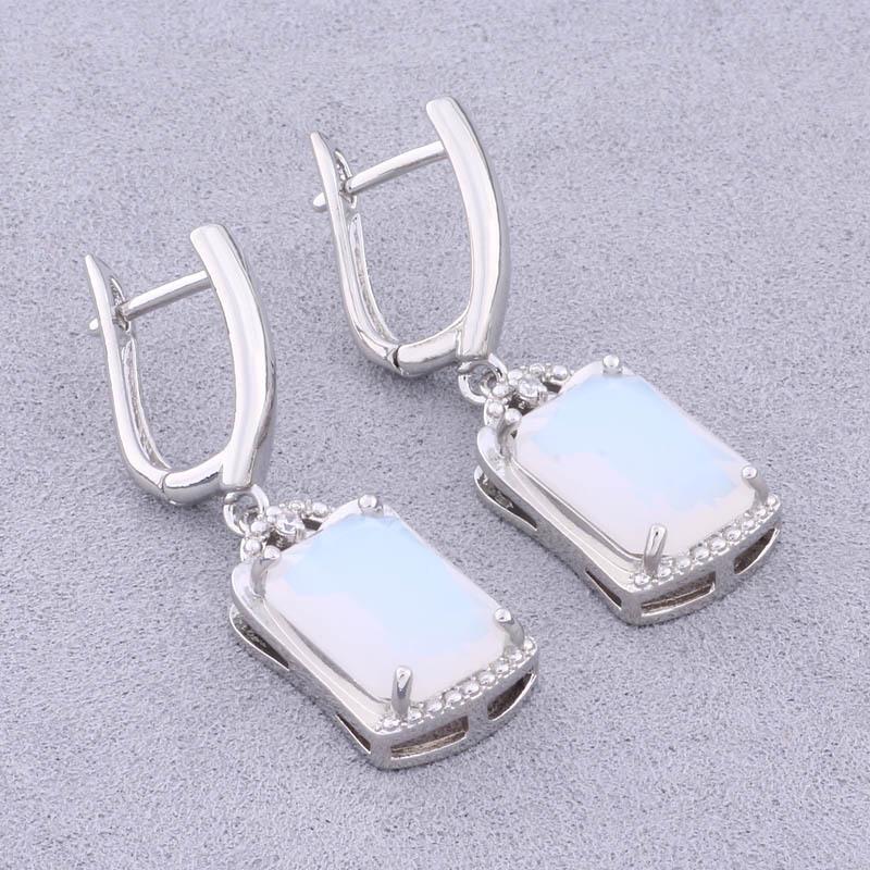 Жіночі ретро геометричні сережки-краплі з цирконієм - Барвисті та вишукані
Жіночі ретро геометричні сережки-краплі з цирконієм - Барвисті та вишукані