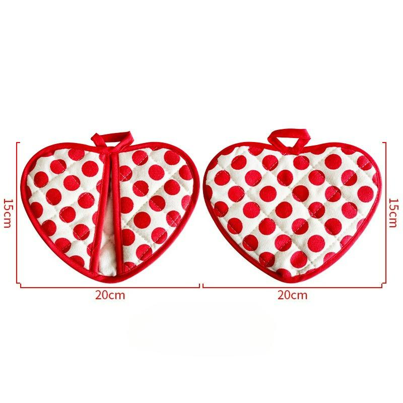 1Pc Anti-scalding glove for baking kitchen special for high temperature ovens, double-layer thickened heart-shaped hand clip, thermal insulation pads красный
1Pc Anti-scalding glove for baking kitchen special for high temperature ovens, double-layer thickened heart-shaped hand clip, thermal insulation pads красный