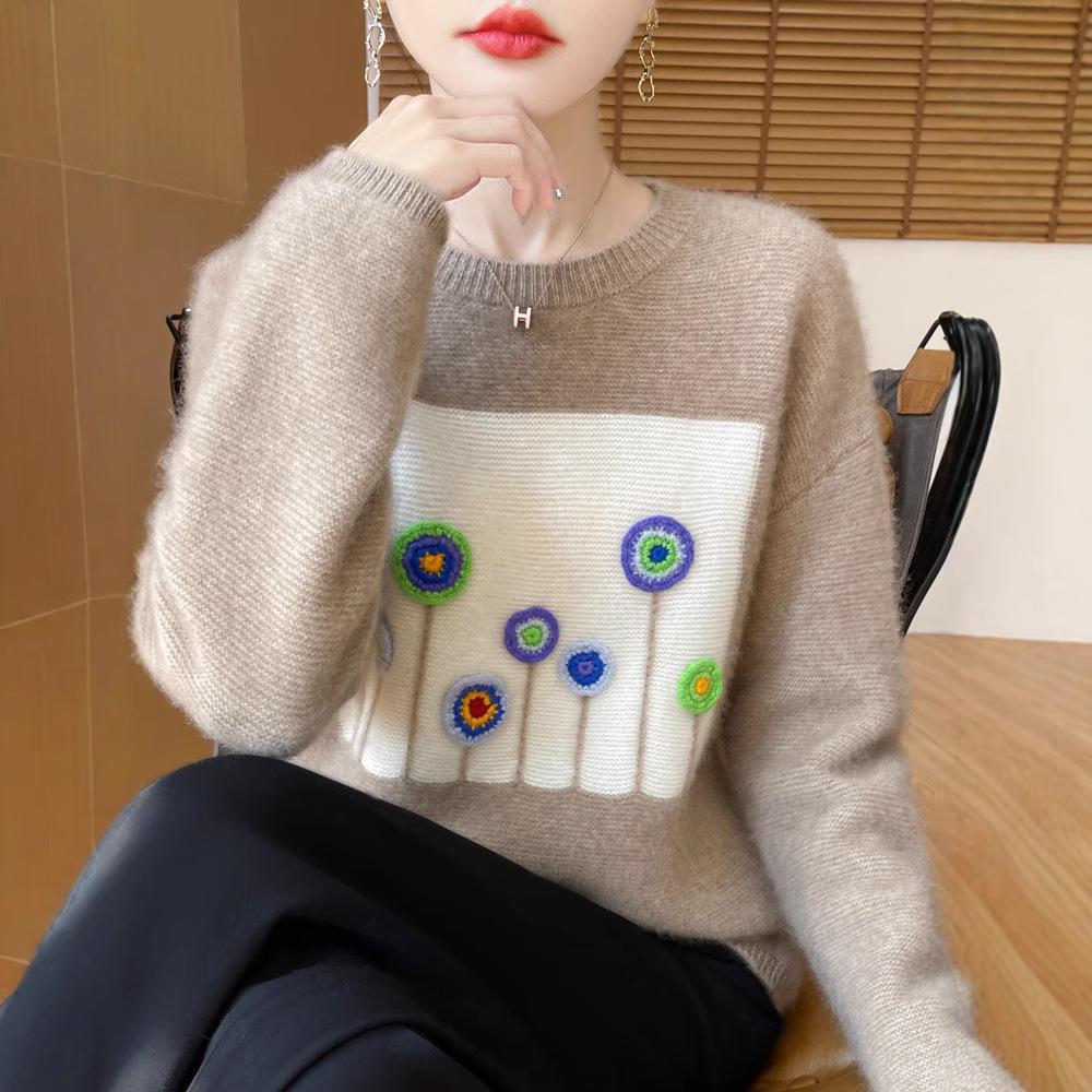 Women s Korean Style Embroidered Wool Sweater, Color Block, Round Neck, Loose Fit for Autumn and Winter L (115-130 jin)
Women s Korean Style Embroidered Wool Sweater, Color Block, Round Neck, Loose Fit for Autumn and Winter L (115-130 jin)