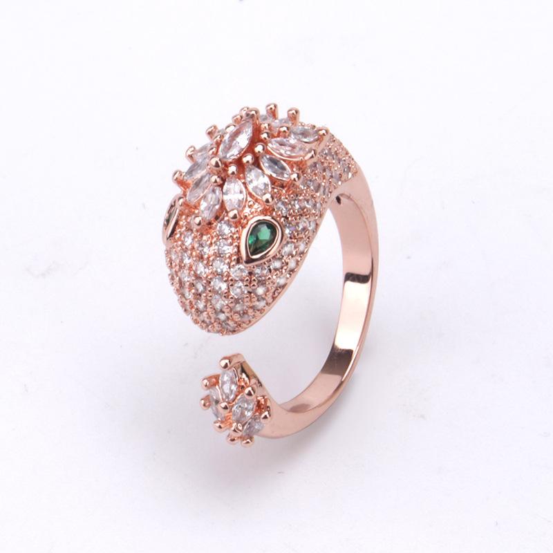Personality Temperament Snake-shaped Micro-inlaid Zircon Open Elastic Bracelet Snake Head Open Ring European and American Popular Jewelry 2026 Resizable
Personality Temperament Snake-shaped Micro-inlaid Zircon Open Elastic Bracelet Snake Head Open Ring European and American Popular Jewelry 2026 Resizable