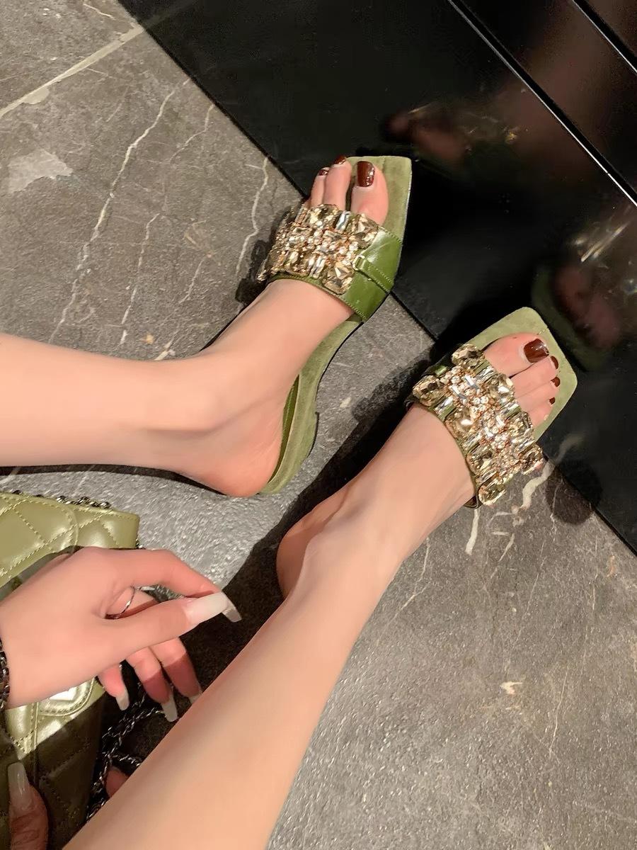 Sheepskin version~ French temperament rhinestone high-end sense with sandals women s summer wear versatile thick heel cool slippers 40 зелений
Sheepskin version~ French temperament rhinestone high-end sense with sandals women s summer wear versatile thick heel cool slippers 40 зелений