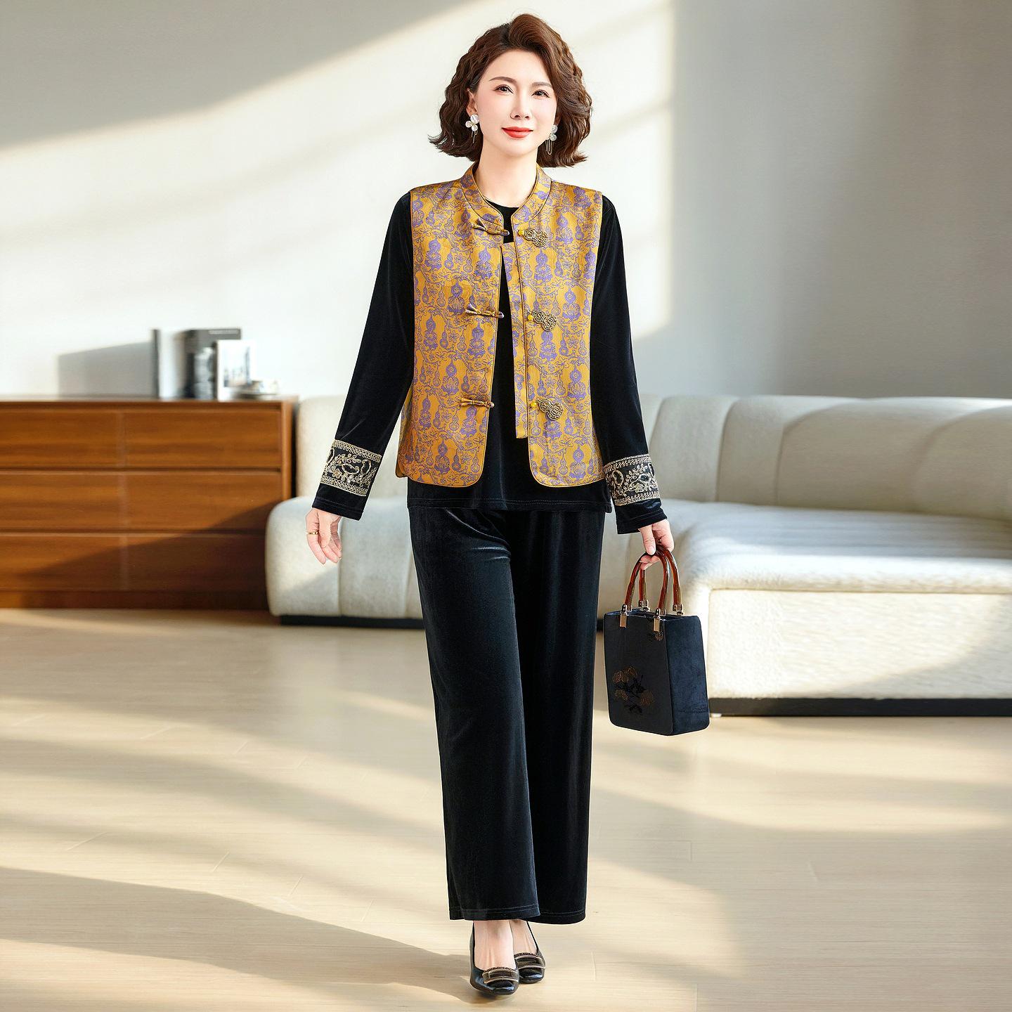 Embroidered Spring Outfit: Stylish Three-Piece Set for Middle-Aged and Elderly Women XL (recommended 95-110 lbs)
Embroidered Spring Outfit: Stylish Three-Piece Set for Middle-Aged and Elderly Women XL (recommended 95-110 lbs)