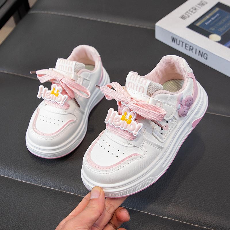 Girls low-top sneakers with soft soles, children s sports shoes for spring2026New lightweight and versatile casual white shoes for children 32-37One Hand6Double рожевий
Girls low-top sneakers with soft soles, children s sports shoes for spring2026New lightweight and versatile casual white shoes for children 32-37One Hand6Double рожевий