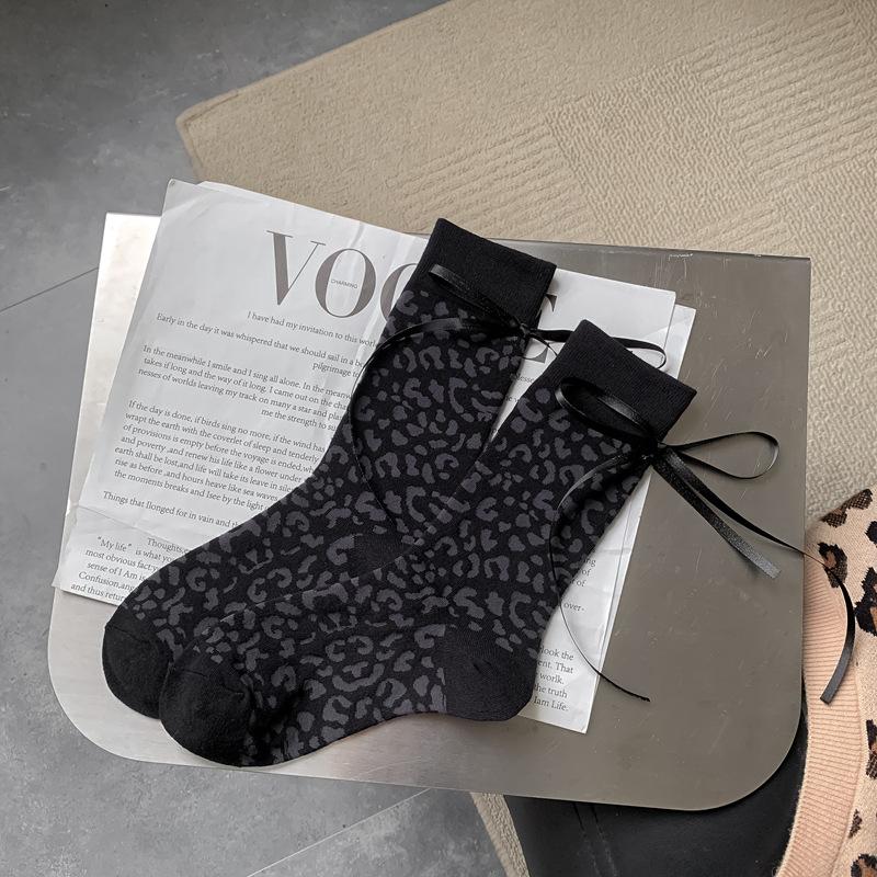 Autumn Women S Socks Spice Girls Personality Tube Socks Children Dongdaemun Ribbon Bow Leopard Print Stockings Women One size fits all
Autumn Women S Socks Spice Girls Personality Tube Socks Children Dongdaemun Ribbon Bow Leopard Print Stockings Women One size fits all