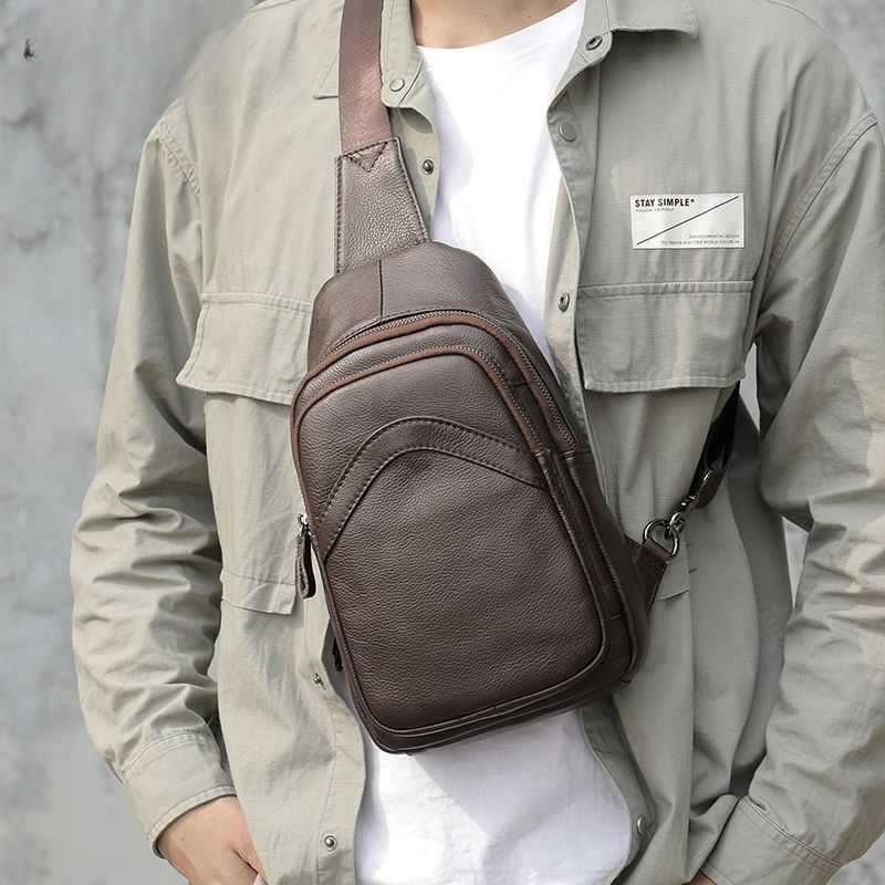 Men S First-Layer Cowhide Breast Bag, Fashionable And Versatile Men S Bag, Crossbody Cowhide Small Bag, Genuine Leather Chest Bag Tide темно-коричневого кольору
Men S First-Layer Cowhide Breast Bag, Fashionable And Versatile Men S Bag, Crossbody Cowhide Small Bag, Genuine Leather Chest Bag Tide темно-коричневого кольору