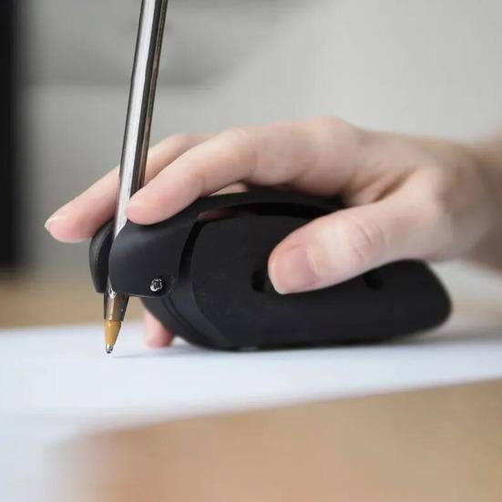 Assistive Writing And Drawing Device Hand Writing Aid Pen Holder for Parkinsons Patients Essential Tremors Weak Hand Low Grip Strength чорний
Assistive Writing And Drawing Device Hand Writing Aid Pen Holder for Parkinsons Patients Essential Tremors Weak Hand Low Grip Strength чорний