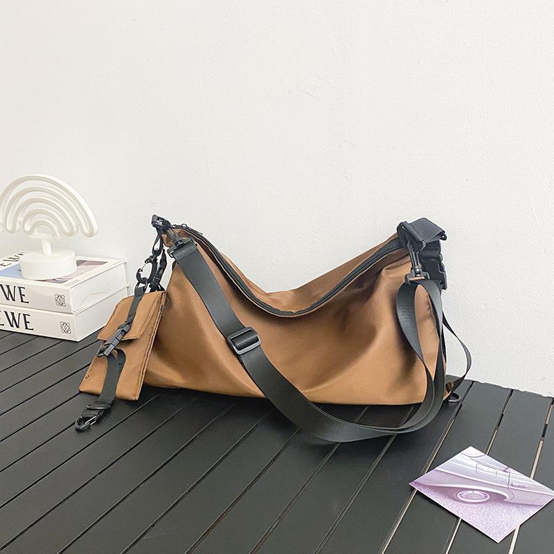 2025 new large-capacity Japanese tooling diagonal span bag men s messenger bag functional wind shoulder bag men s and women s messenger bags коричневий
2025 new large-capacity Japanese tooling diagonal span bag men s messenger bag functional wind shoulder bag men s and women s messenger bags коричневий