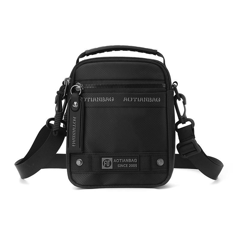Men s Shoulder Bag Solid Color Handbag чорний
Men s Shoulder Bag Solid Color Handbag чорний