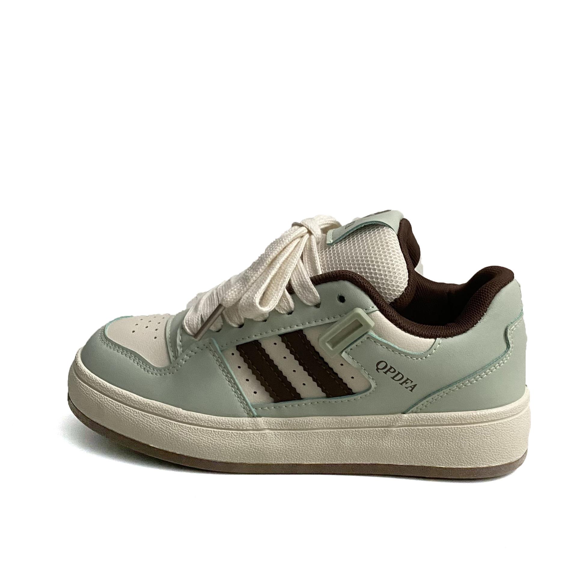 Маленькие белые туфли детские осенние новые корейская версия ins женские студенческие повседневные спортивные универсальные кеды для скейтборда уличная съемка 5382 40
Маленькие белые туфли детские осенние новые корейская версия ins женские студенческие повседневные спортивные универсальные кеды для скейтборда уличная съемка 5382 40