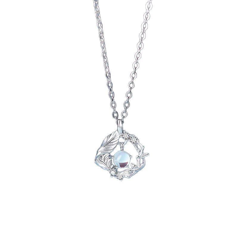 Shiny Silver Blue Crystal Eucalyptus Branches Bird Feathers Pendant Necklace for Women Jewelry Valentine s Day birthday Christmas and New Year Gift without packaging box
Shiny Silver Blue Crystal Eucalyptus Branches Bird Feathers Pendant Necklace for Women Jewelry Valentine s Day birthday Christmas and New Year Gift without packaging box