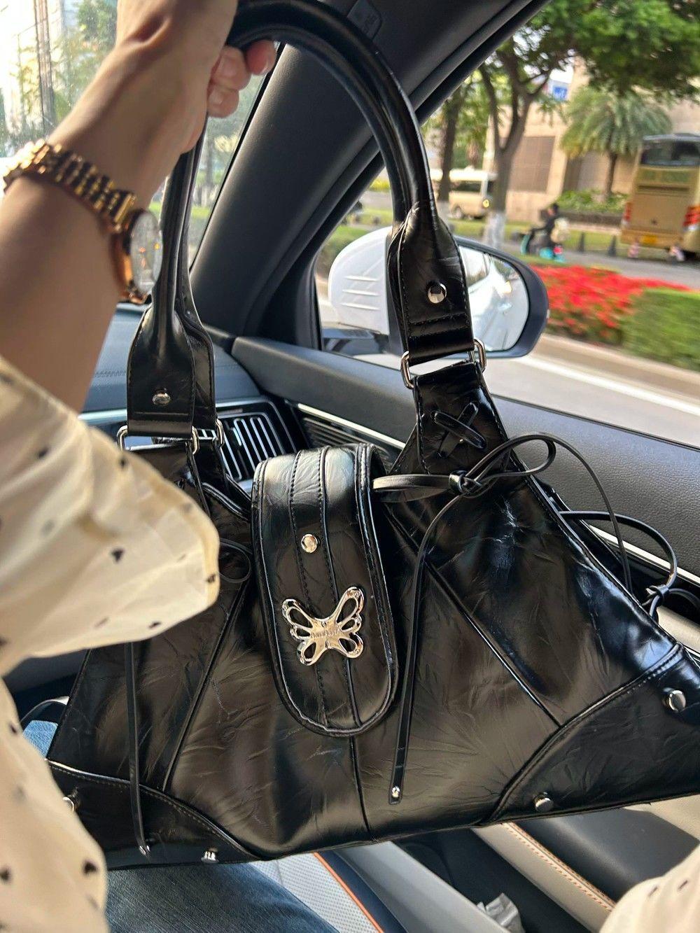 JIAERDI Hot Girl Black Y2k Tote Bag Purse Women Butterfly Leather Large Capacity Shoulder Bag Ladies Fairycore Handbag Aesthetic 40x22x10cm чёрный
JIAERDI Hot Girl Black Y2k Tote Bag Purse Women Butterfly Leather Large Capacity Shoulder Bag Ladies Fairycore Handbag Aesthetic 40x22x10cm чёрный