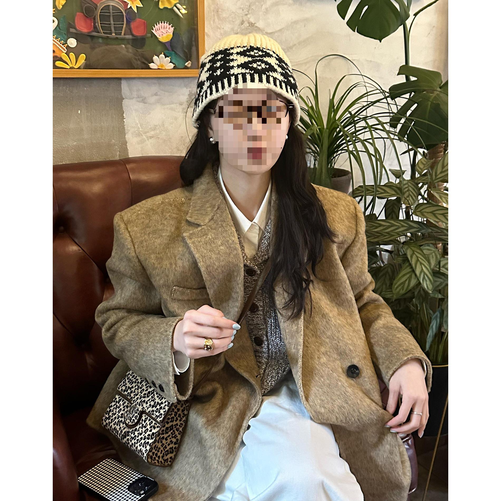 2025 High-Grade Yellow Woolen Coat: Women s Unique Thickened Autumn Jacket M (100-110)
2025 High-Grade Yellow Woolen Coat: Women s Unique Thickened Autumn Jacket M (100-110)