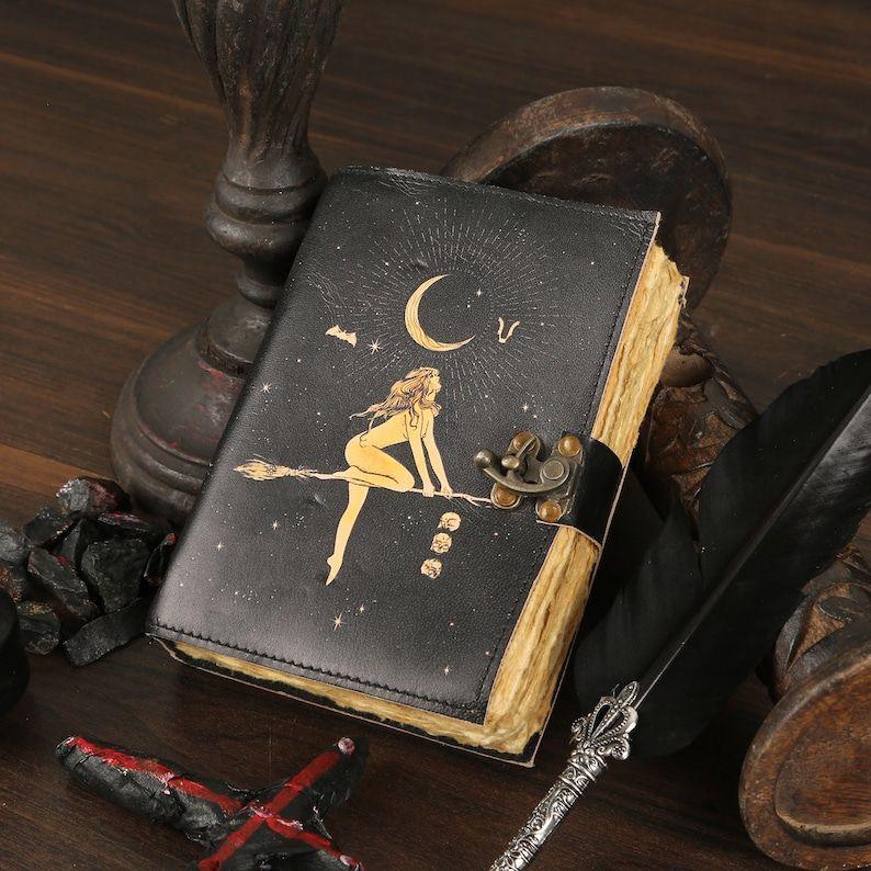 Witch Journal Leather • Blank Spell Book with Side Key • Handmade Grimoire • Halloween Witch Gift 7 x 5 inch
Witch Journal Leather • Blank Spell Book with Side Key • Handmade Grimoire • Halloween Witch Gift 7 x 5 inch