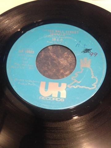 7inch Record 10CC The Wall Street Shuffle UK49023 UK Records 1974 Canada Rock Used
7inch Record 10CC The Wall Street Shuffle UK49023 UK Records 1974 Canada Rock Used