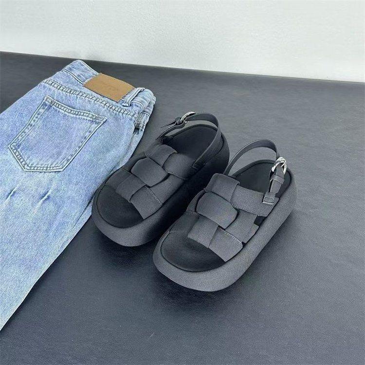 Fashion 2025 Flats Platform Women Sandals Casual Walking Shoes Dress Cozy Shoes Woman Slippers Trend Brand Flip Flops Beach Lady Sandals 40 чорний
Fashion 2025 Flats Platform Women Sandals Casual Walking Shoes Dress Cozy Shoes Woman Slippers Trend Brand Flip Flops Beach Lady Sandals 40 чорний