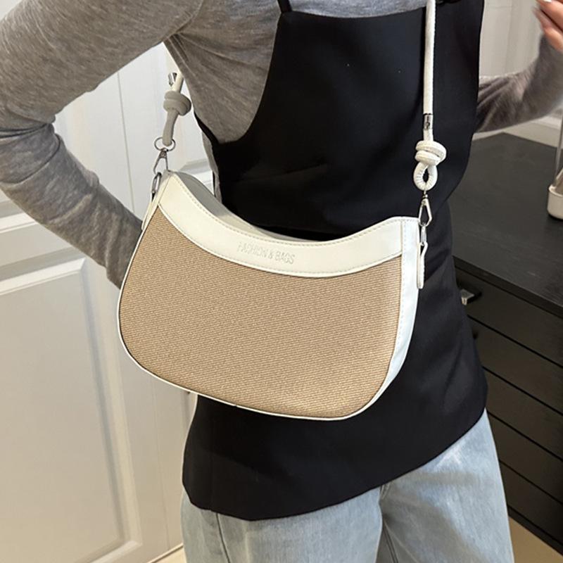 Bag Women s 2025 Summer New Retro Simple Versatile Premium Textured Underarm Bag Casual Color Matching Shoulder Bag білий
Bag Women s 2025 Summer New Retro Simple Versatile Premium Textured Underarm Bag Casual Color Matching Shoulder Bag білий