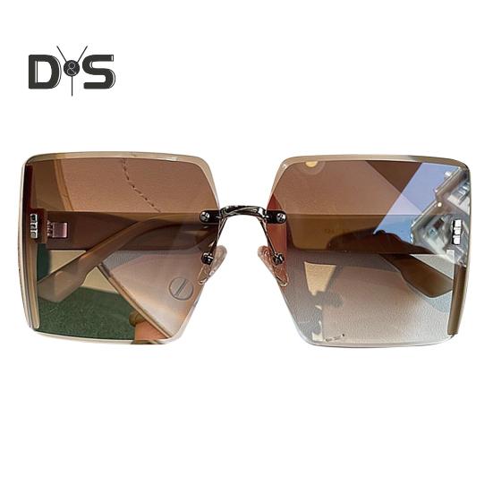 Женские солнцезащитные очки в прямоугольной оправе, стильный стиль, без оправы, гладкие, с защитой от ультрафиолета, солнцезащитные очки для отдыха на пляже, очки для активного отдыха коричневый
Женские солнцезащитные очки в прямоугольной оправе, стильный стиль, без оправы, гладкие, с защитой от ультрафиолета, солнцезащитные очки для отдыха на пляже, очки для активного отдыха коричневый