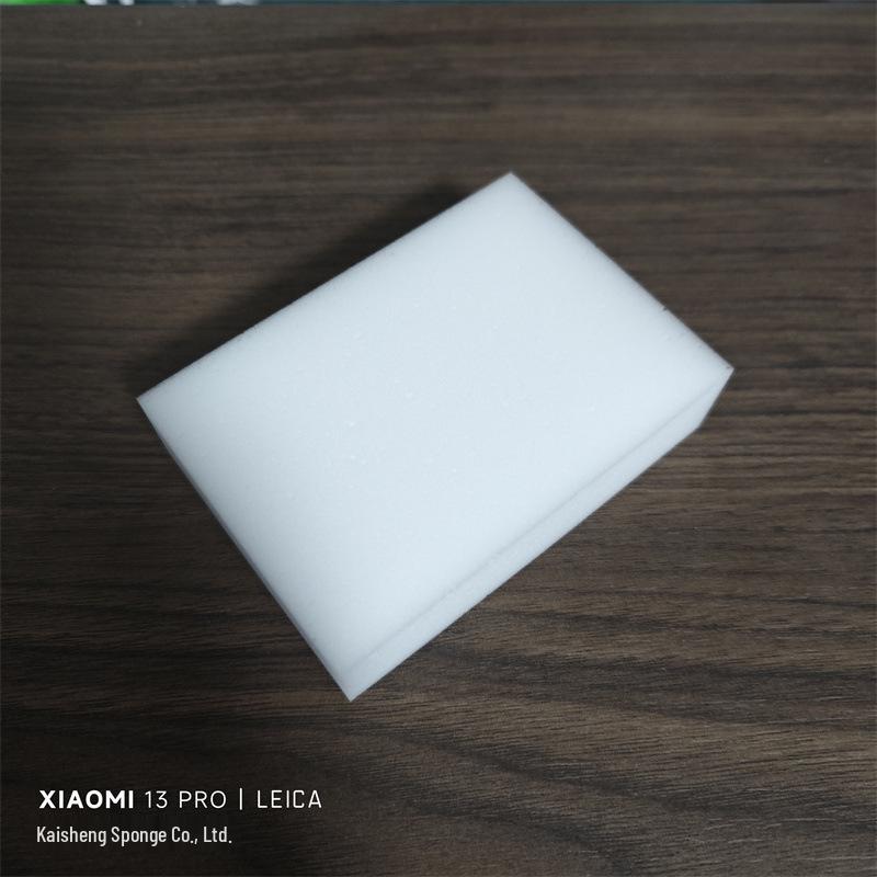 Большой меламиновый скребок-губка для легкой уборки кухни и мебели 10x6x2 cm
Большой меламиновый скребок-губка для легкой уборки кухни и мебели 10x6x2 cm