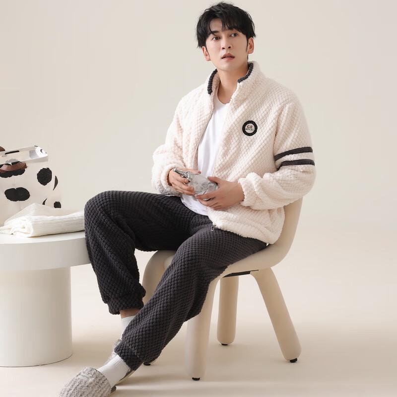 Мужская утолщенная плюшевая пижама на молнии и одежда для отдыха
Мужская утолщенная плюшевая пижама на молнии и одежда для отдыха