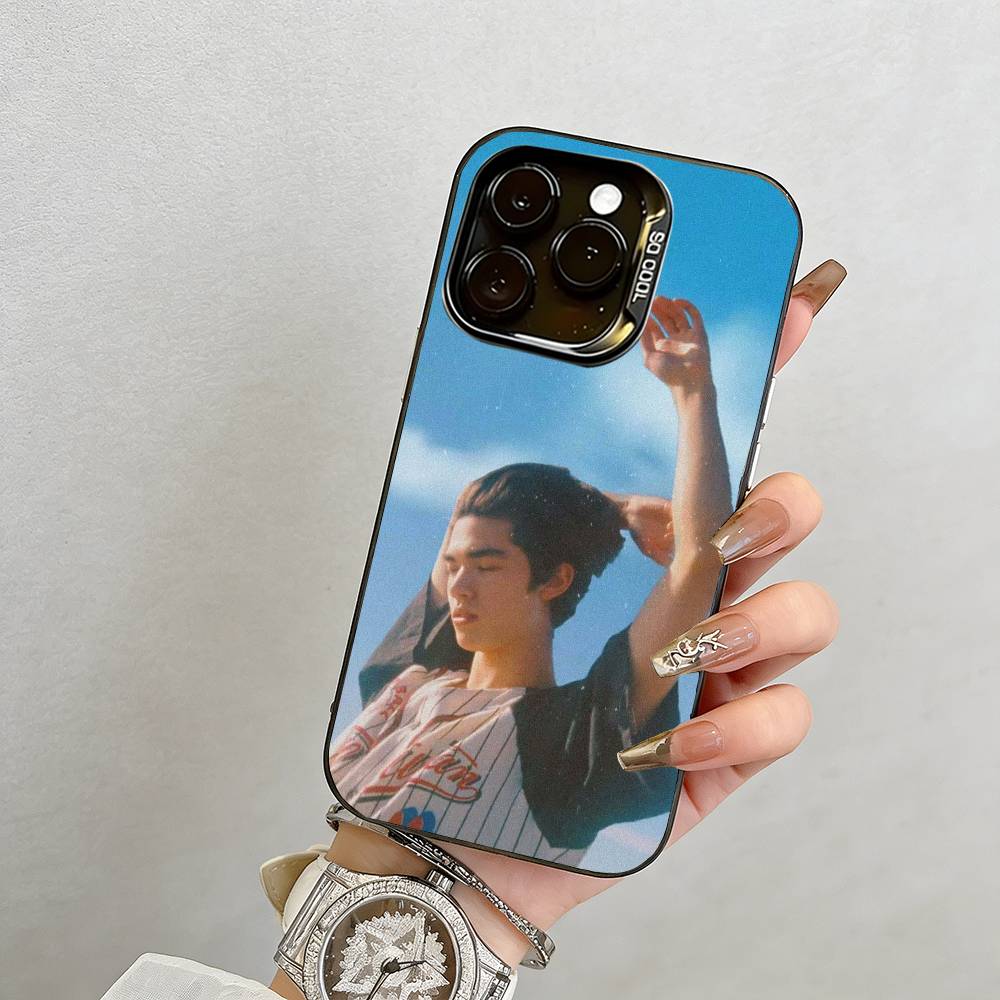 Singer C-Conan G-Gray-S Phone Case For iPhone 17,16,15,14,13,12,11 Plus,Pro Max,XS,Colored Silver Plated Inside Cover iPhone15Pro
Singer C-Conan G-Gray-S Phone Case For iPhone 17,16,15,14,13,12,11 Plus,Pro Max,XS,Colored Silver Plated Inside Cover iPhone15Pro