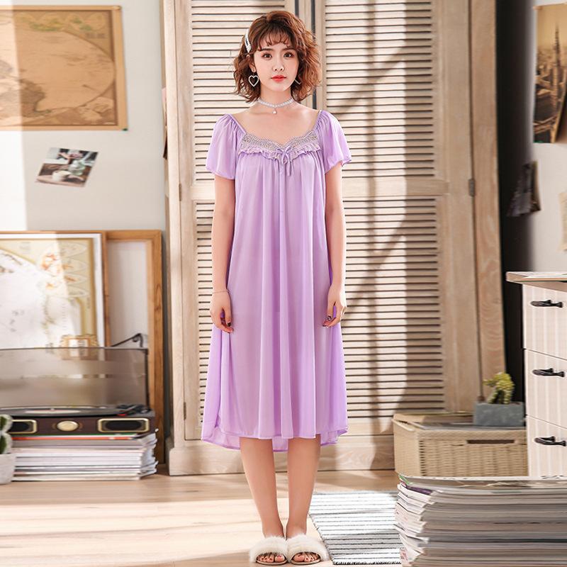 Ночное платье миди свободного покроя с декорированным вырезом и короткими рукавами One size светло-фиолетовый
Ночное платье миди свободного покроя с декорированным вырезом и короткими рукавами One size светло-фиолетовый