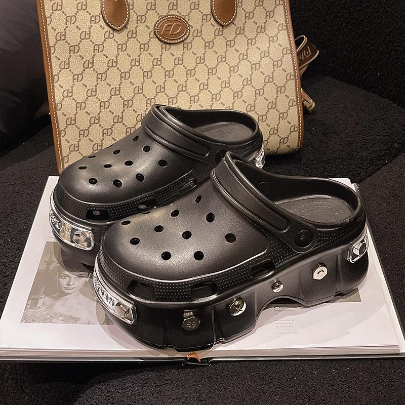 . Thick-soled heightening hole shoes women s new summer versatile outer wear non-slip beach shoes eva sandals 35-36 чёрный
. Thick-soled heightening hole shoes women s new summer versatile outer wear non-slip beach shoes eva sandals 35-36 чёрный