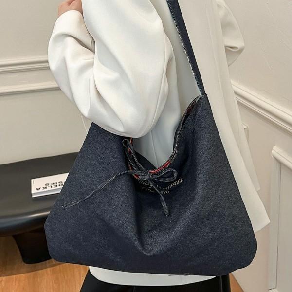 Premium sense large capacity tote bag 2025 new double-sided back retro shoulder armpit bag
Premium sense large capacity tote bag 2025 new double-sided back retro shoulder armpit bag