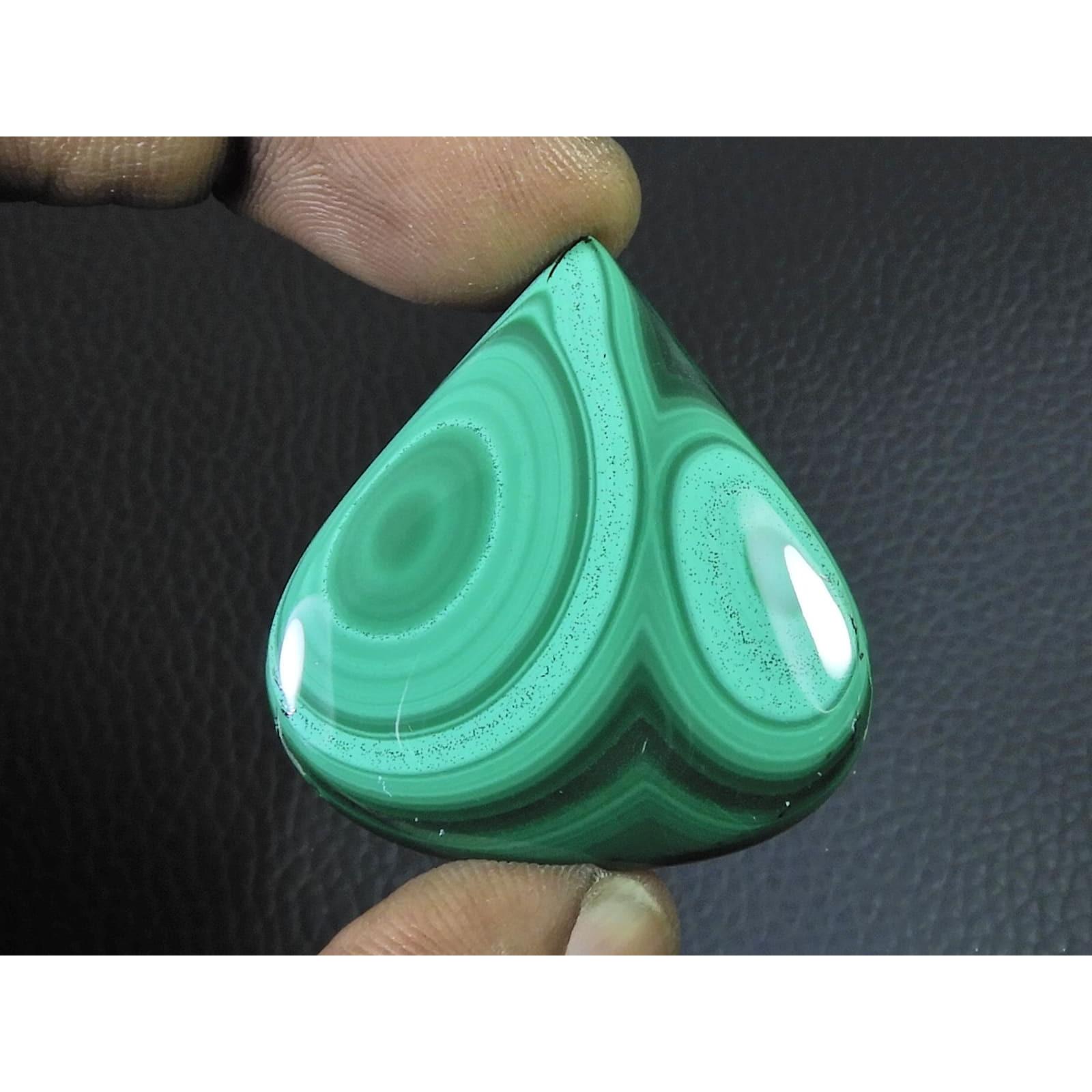 76Cts. Natural Green Malachite Pear Shape Cabochon Loose Gemstone 35X38X05MM D-368
76Cts. Natural Green Malachite Pear Shape Cabochon Loose Gemstone 35X38X05MM D-368
