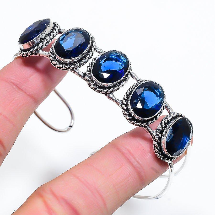 Этнический браслет-манжета ручной работы с драгоценным камнем London Blue Topaz, регулируемый SR-10663
Этнический браслет-манжета ручной работы с драгоценным камнем London Blue Topaz, регулируемый SR-10663