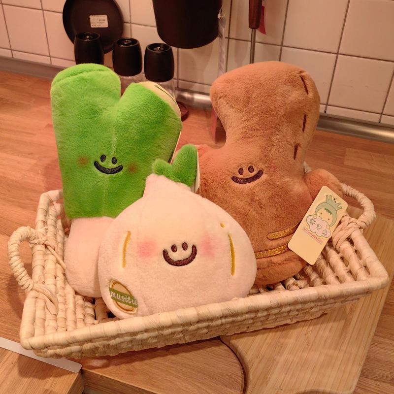 Cute Garlic Small Pillow Ginger Plush Toy Green Onion Dolls and Dolls Home Sofa Ornaments Funny Gifts 26cm(
Cute Garlic Small Pillow Ginger Plush Toy Green Onion Dolls and Dolls Home Sofa Ornaments Funny Gifts 26cm(