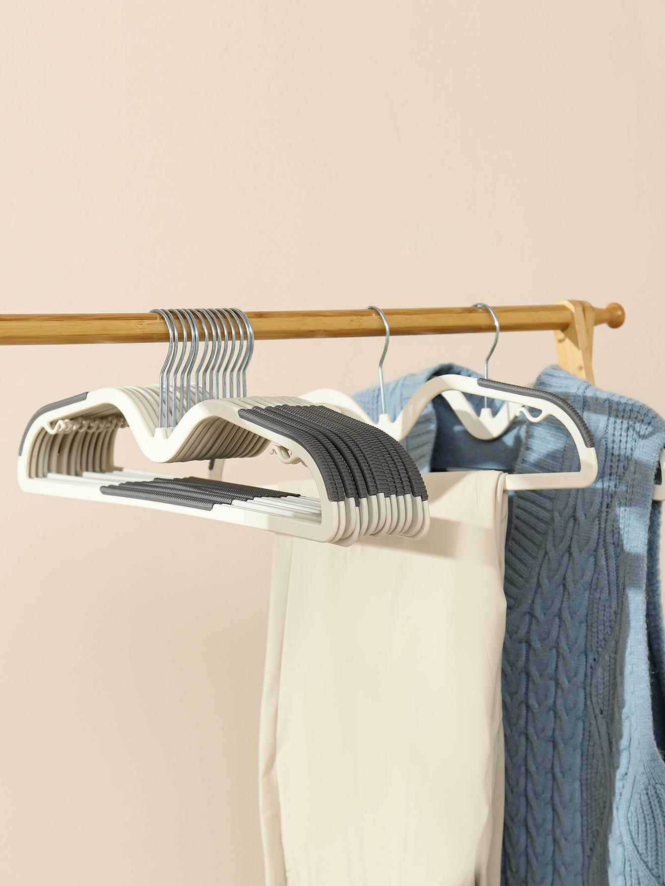 10pcs Non-Slip Plastic Hangers - Versatile, Traceless Design For Clothes, Bras & More - Ideal For Home Storage & Retail Display серый 
10pcs Non-Slip Plastic Hangers - Versatile, Traceless Design For Clothes, Bras & More - Ideal For Home Storage & Retail Display серый