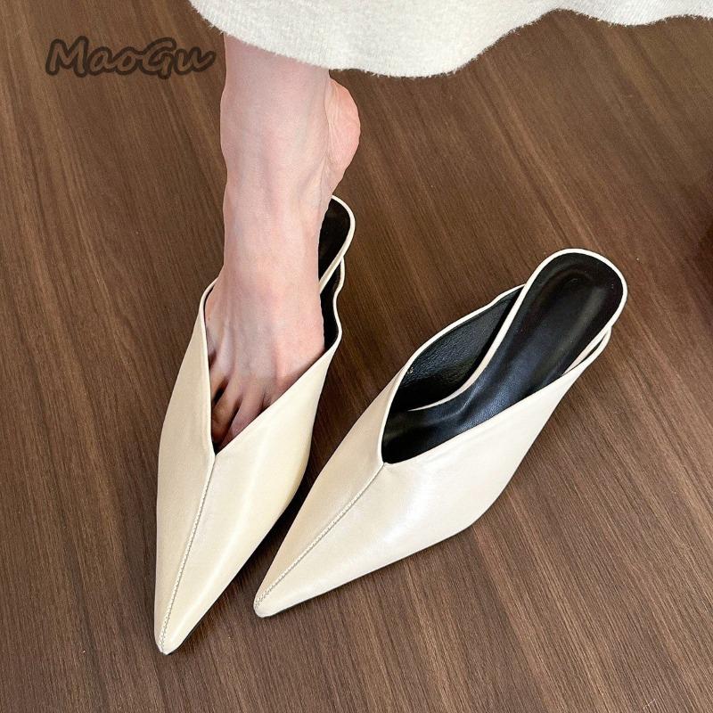 Fashion Women Slippers 2025 New Pointed Toe Slip on Designer Shoes Women Casual Low Heels Sandals Outdoor Luxury Slippers Slides Women 35 бежевый
Fashion Women Slippers 2025 New Pointed Toe Slip on Designer Shoes Women Casual Low Heels Sandals Outdoor Luxury Slippers Slides Women 35 бежевый