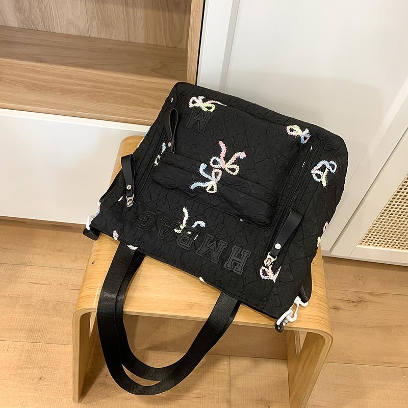 School bag high value ins style versatile shoulder bag sweet college style girl primary and secondary school students make-up handbag
School bag high value ins style versatile shoulder bag sweet college style girl primary and secondary school students make-up handbag