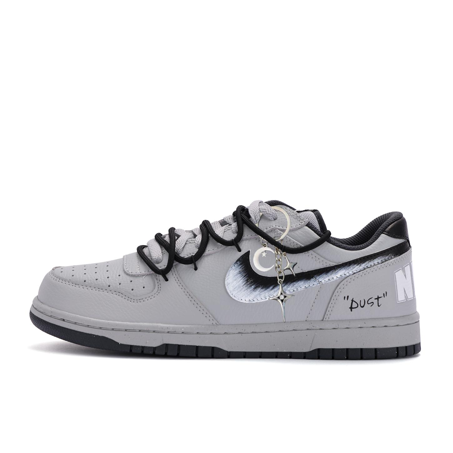 Nike Dunk Coverage Slip Resistant Low top Skateboard Shoes Unisex White Black 355152-017(Team59-) 40
Nike Dunk Coverage Slip Resistant Low top Skateboard Shoes Unisex White Black 355152-017(Team59-) 40