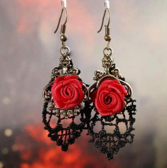 Gothic Dangle Earrings Medieval Retro Vampire Silk Red Rose Lace Elegant Party Costume Ball Drop Earrings for Women чорний
Gothic Dangle Earrings Medieval Retro Vampire Silk Red Rose Lace Elegant Party Costume Ball Drop Earrings for Women чорний