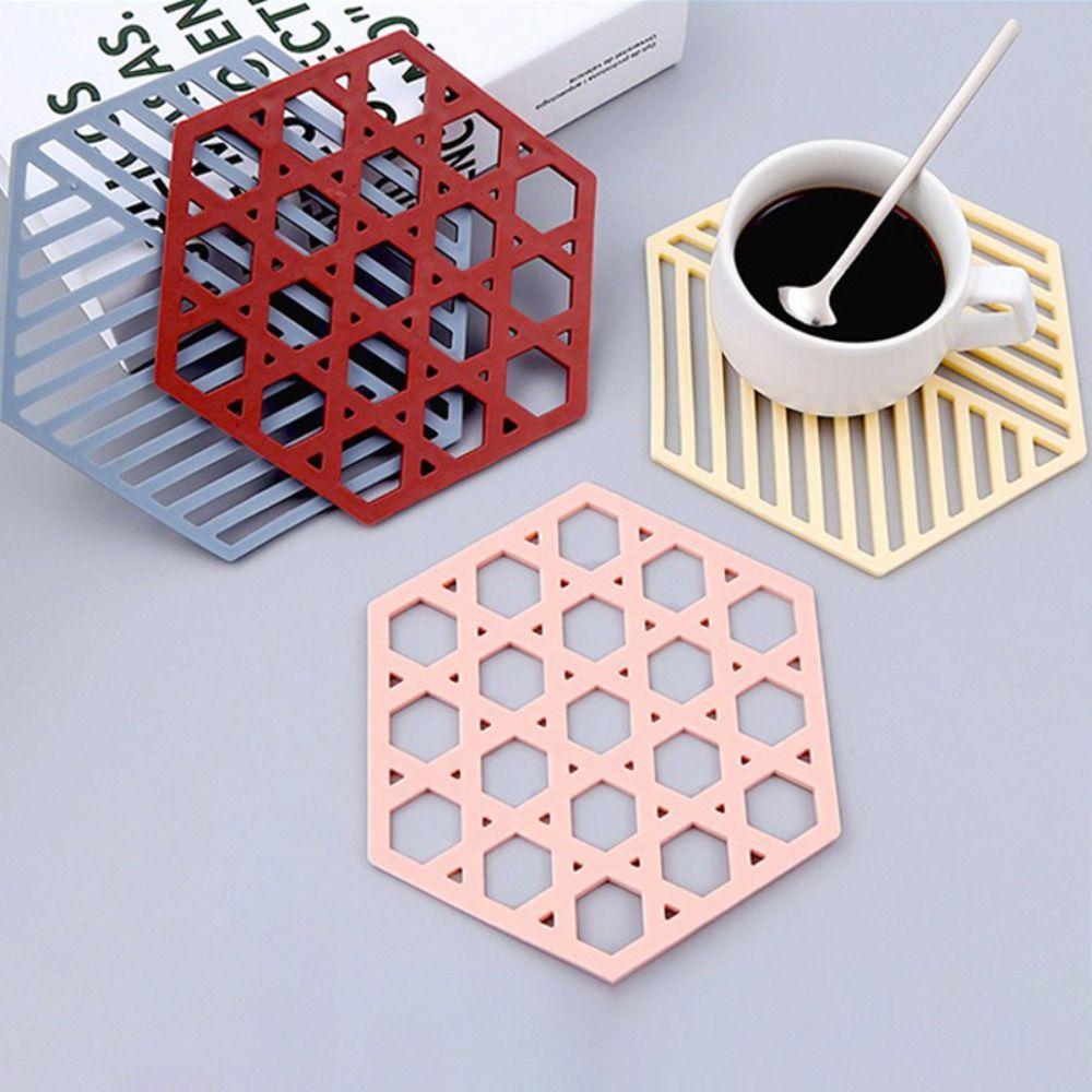 Table Placemat Mug Coasters Non-slip Coffee Coaster Durable Water Cup Stand Kitchen Accessories
Table Placemat Mug Coasters Non-slip Coffee Coaster Durable Water Cup Stand Kitchen Accessories