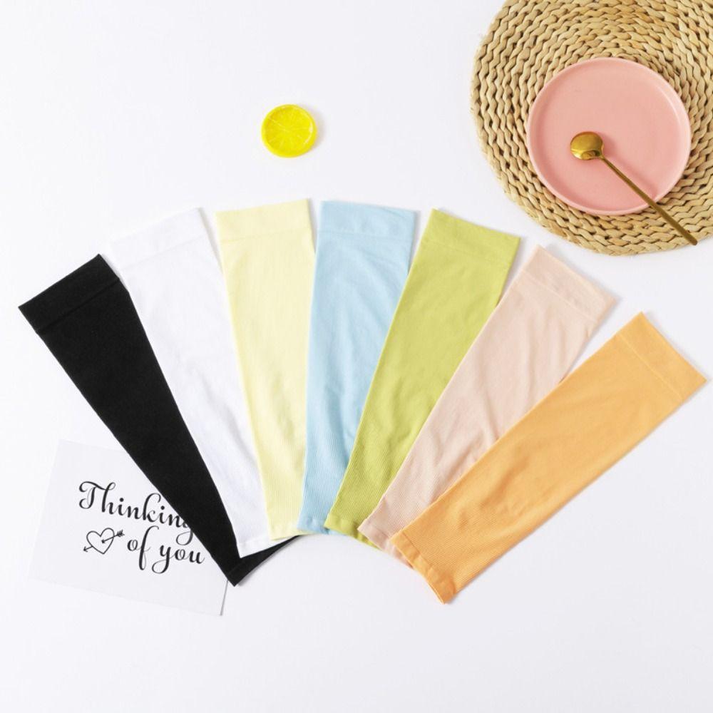 Solid Color Ice Silk Children Arm Sleeves Sun Protection Sunscreen Sleeves Korean Style Oversleeves
Solid Color Ice Silk Children Arm Sleeves Sun Protection Sunscreen Sleeves Korean Style Oversleeves
