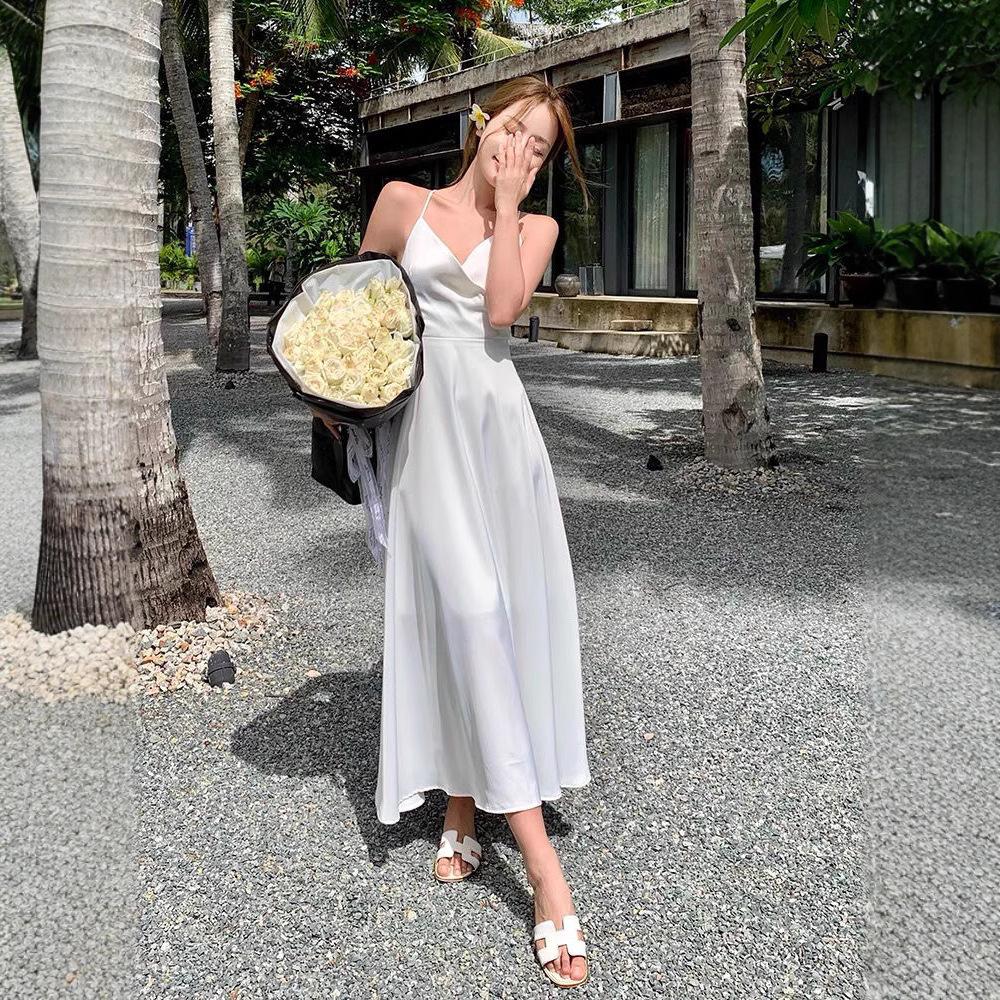 French Retro Satin Sexy Super Fairy Solid Color Suspender Dress on The Beach Vacation Style Backless Beach Long Skirt for Women S білий
French Retro Satin Sexy Super Fairy Solid Color Suspender Dress on The Beach Vacation Style Backless Beach Long Skirt for Women S білий