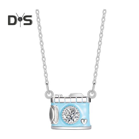 Ожерелье с камерой, подвеска в виде синей камеры из искусственного кристалла, ювелирное украшение для фотографа, подарок журналистам, путешественникам, любителям селфи синий
Ожерелье с камерой, подвеска в виде синей камеры из искусственного кристалла, ювелирное украшение для фотографа, подарок журналистам, путешественникам, любителям селфи синий