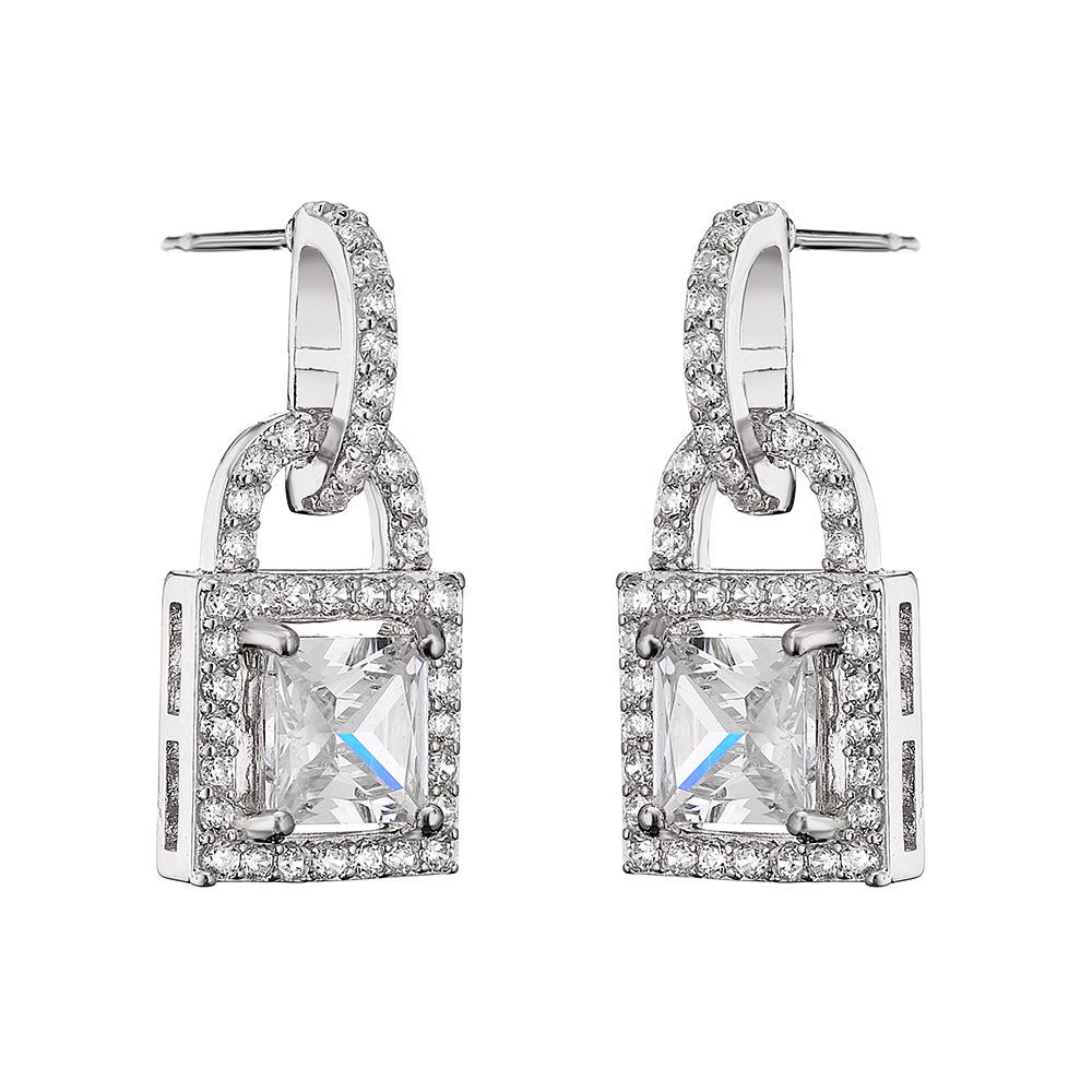 Серьги UILZ Роскошные металлические серьги-замки с цирконом - Женский корейский дизайн высокого класса
Серьги UILZ Роскошные металлические серьги-замки с цирконом - Женский корейский дизайн высокого класса