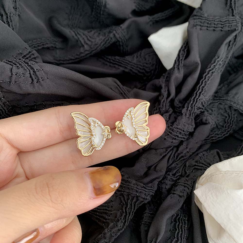 Temperament Korean Women Girls Diamond Stud Earrings Butterfly Earrings Fashion Jewelry золотой
Temperament Korean Women Girls Diamond Stud Earrings Butterfly Earrings Fashion Jewelry золотой
