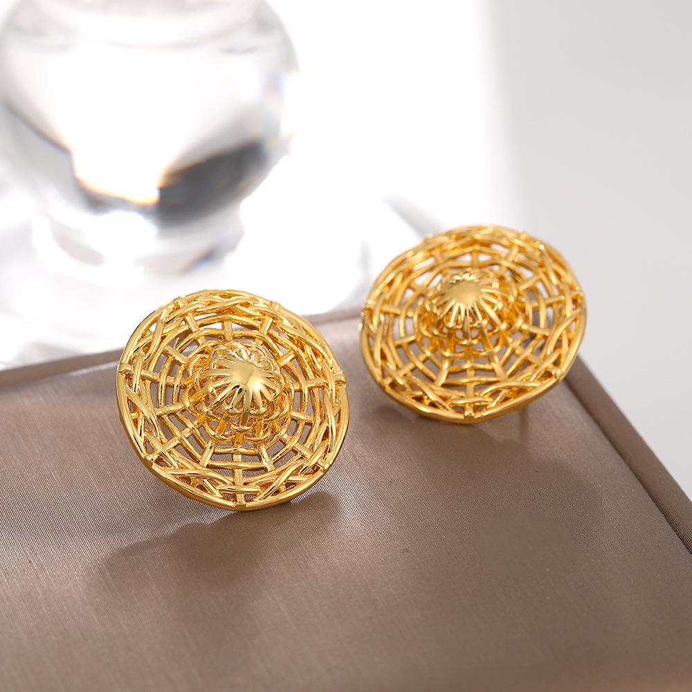 Elegant Vintage Straw Hat Earrings: Unique Design, Hollowed Charm, Sophisticated Round Studs ER-15 Gold In-stock
Elegant Vintage Straw Hat Earrings: Unique Design, Hollowed Charm, Sophisticated Round Studs ER-15 Gold In-stock
